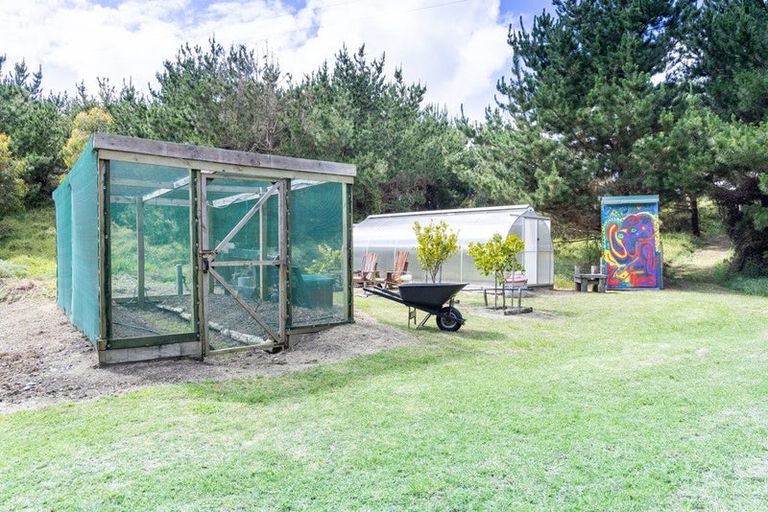 Photo of property in 201 Te Maire Road, Te Kopuru, 0371