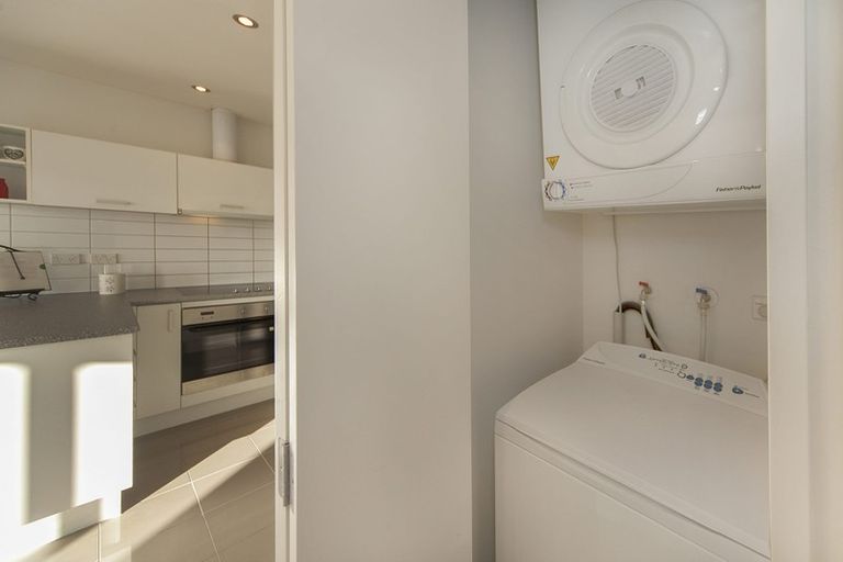 Photo of property in 7e/60 Masons Road, Oteha, Auckland, 0632