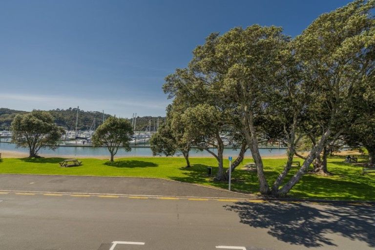 Photo of property in 8 Victoria Street, Whitianga, 3510