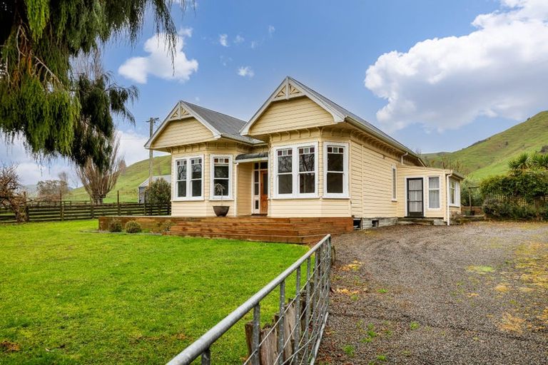 Photo of property in 544 Alfredton Road, Eketahuna, 4996