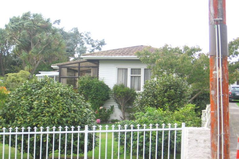 Photo of property in 7 Hollies Crescent, Johnsonville, Wellington, 6037