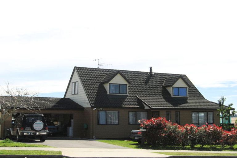 Photo of property in 14 Lorrigan Way, Welcome Bay, Tauranga, 3112