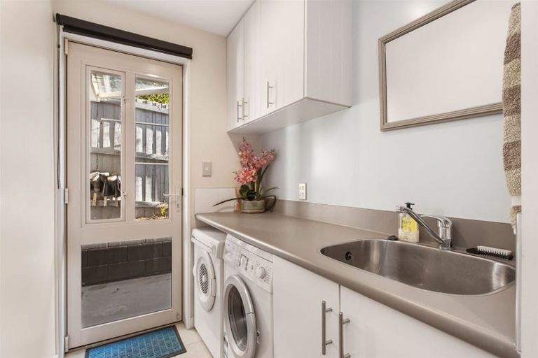 Photo of property in 2 Somerton Rise, Westmorland, Christchurch, 8025