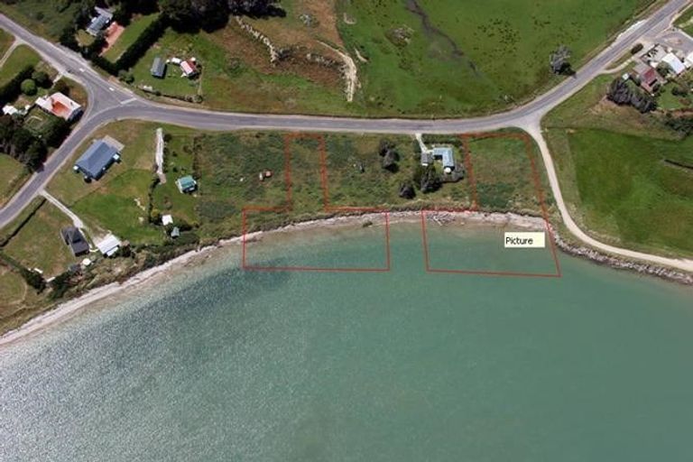 Photo of property in 64 Neva Street, Fortrose, Tokanui, 9875