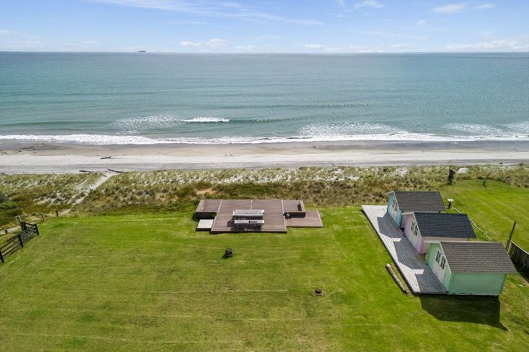 Photo of property in 721 Pukehina Parade, Pukehina, 3189