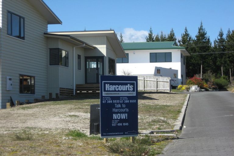 Photo of property in 83 Kahotea Drive, Motuoapa, 3382