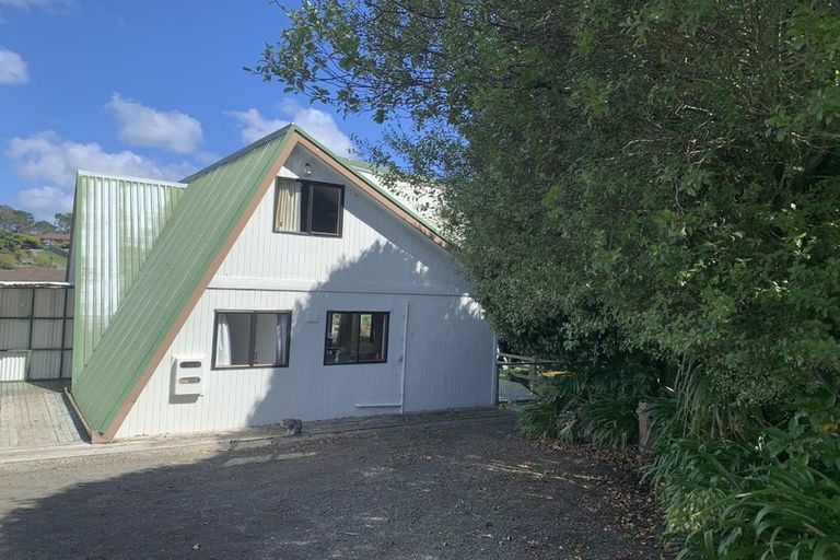 Photo of property in 6 Mabbett Lane, Waimauku, 0883