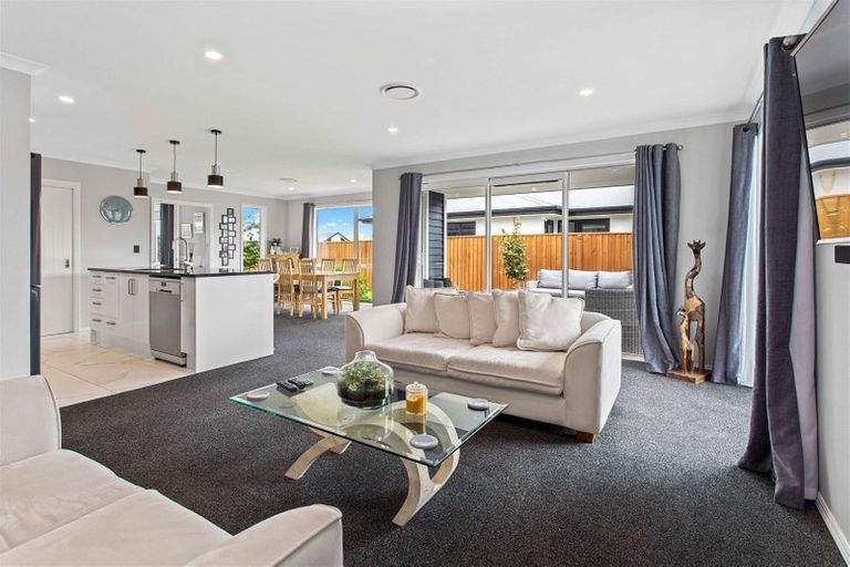 Photo of property in 86 Sutherland Drive, Kaiapoi, 7630