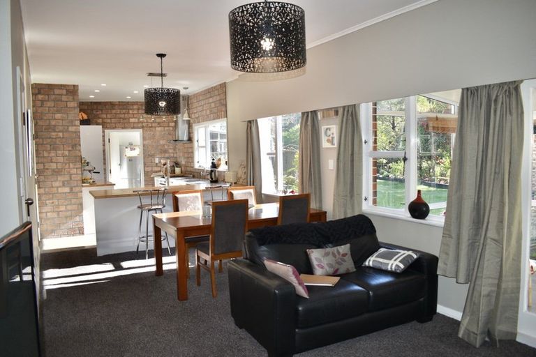 Photo of property in 14b Hariata Street, Otaki, 5512