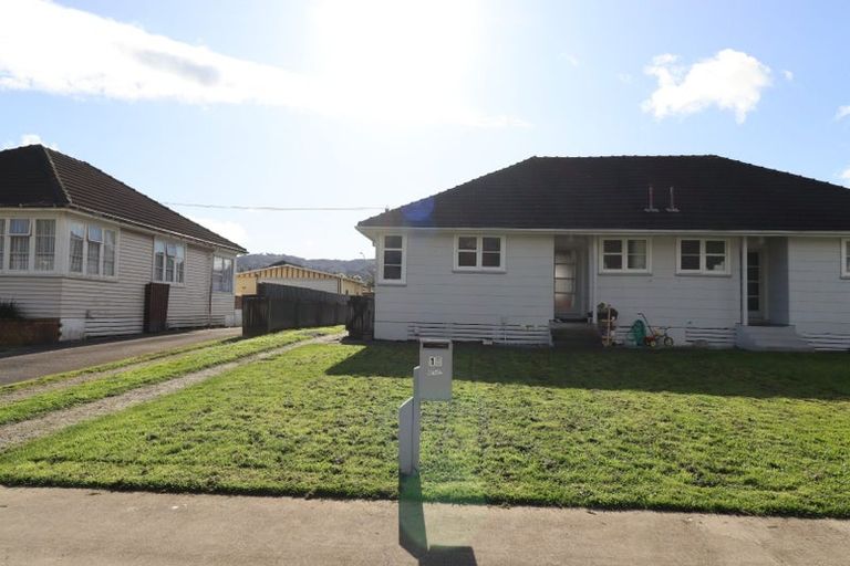 Photo of property in 15 Fisk Street, Naenae, Lower Hutt, 5011