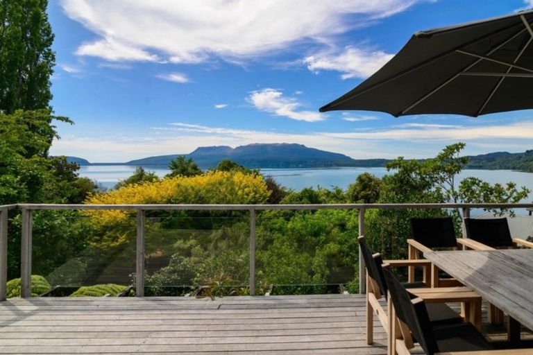 Photo of property in 35 Spencer Road, Lake Tarawera, Rotorua, 3076