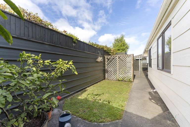 Photo of property in 336 Featherston Street, Palmerston North, 4414