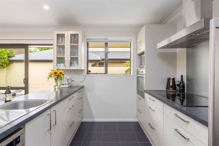 Photo of property in 2/34a Strickland Street, Sydenham, Christchurch, 8023