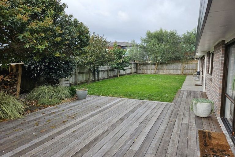 Photo of property in 2/45 Willis Road, Papakura, 2110