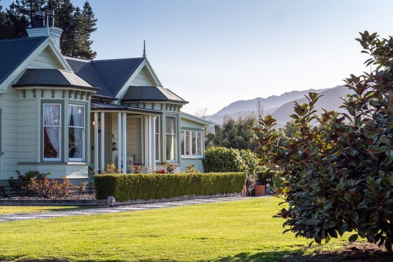 Photo of property in 47 Maxs Way, Lower Shotover, Queenstown, 9304