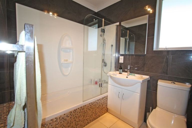 Photo of property in 32 Sole Avenue, Bell Block, New Plymouth, 4312