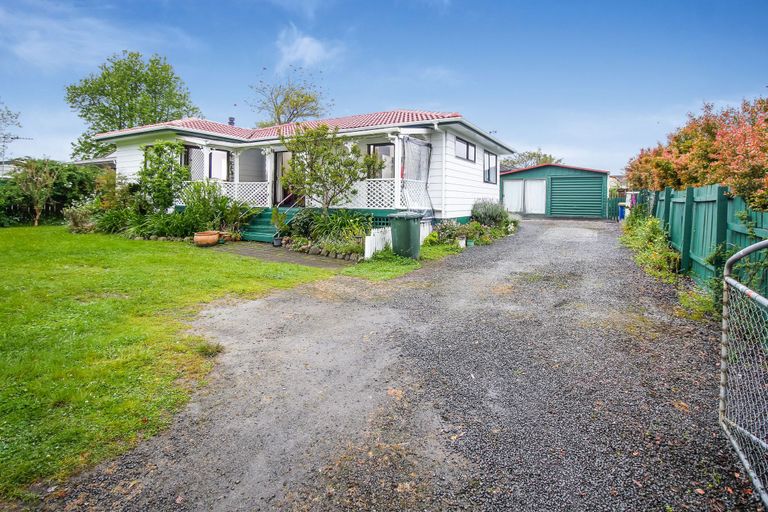 Photo of property in 9 Hamblyn Place, Ranui, Auckland, 0612