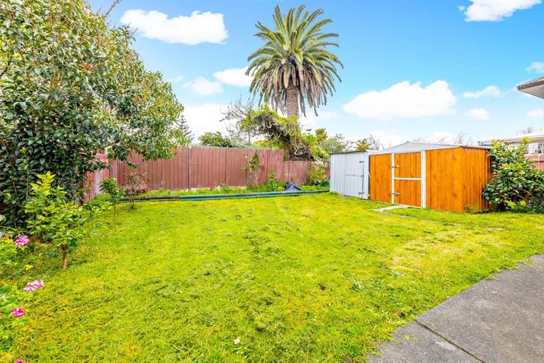 Property details for 14 Gadsby Road, Favona, Auckland, 2024