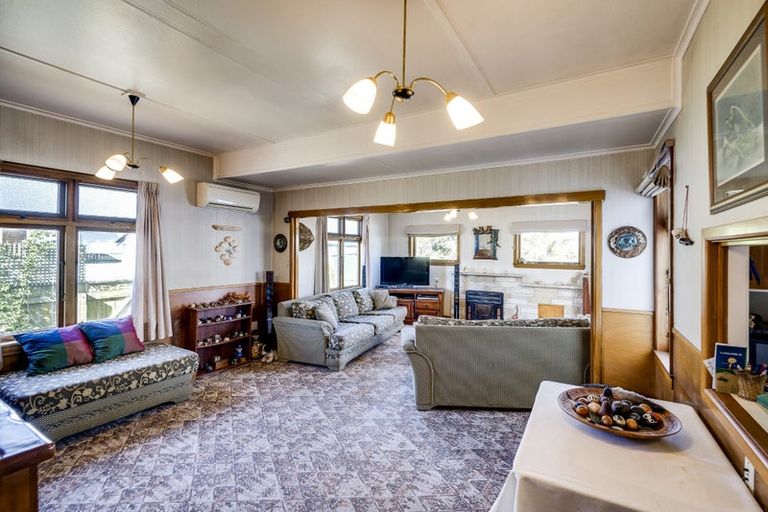 Photo of property in 4 Logan Avenue, Marewa, Napier, 4110