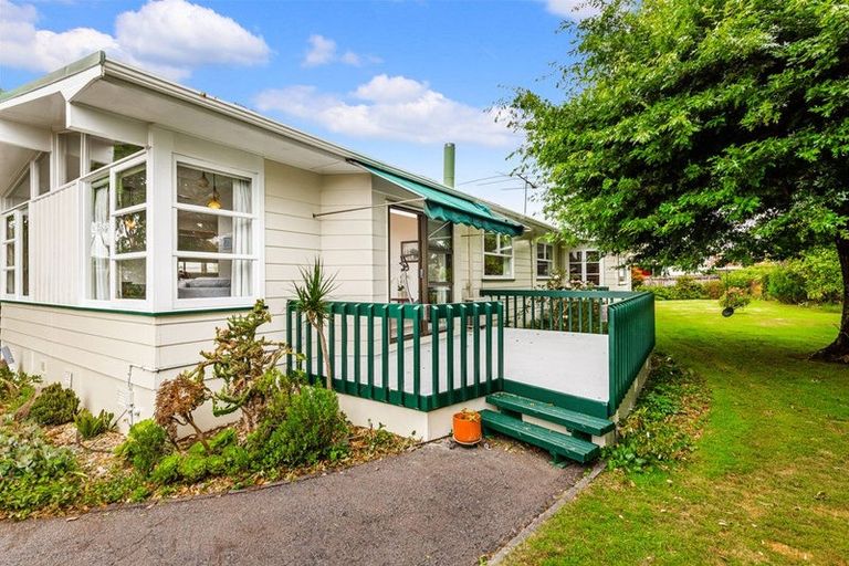 Photo of property in 17 Greenock Road, Ranui, Auckland, 0612