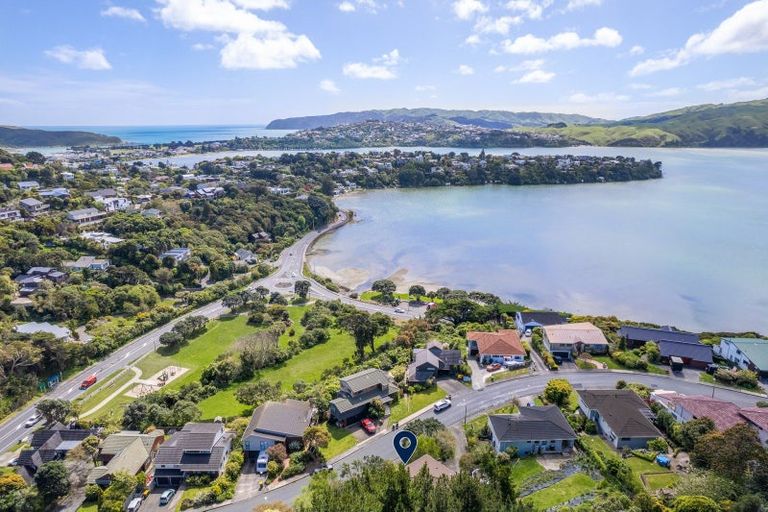Photo of property in 10 Bosun Terrace, Whitby, Porirua, 5024