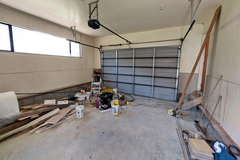 Photo of property in 15 Calla Street, Maungaturoto, 0520