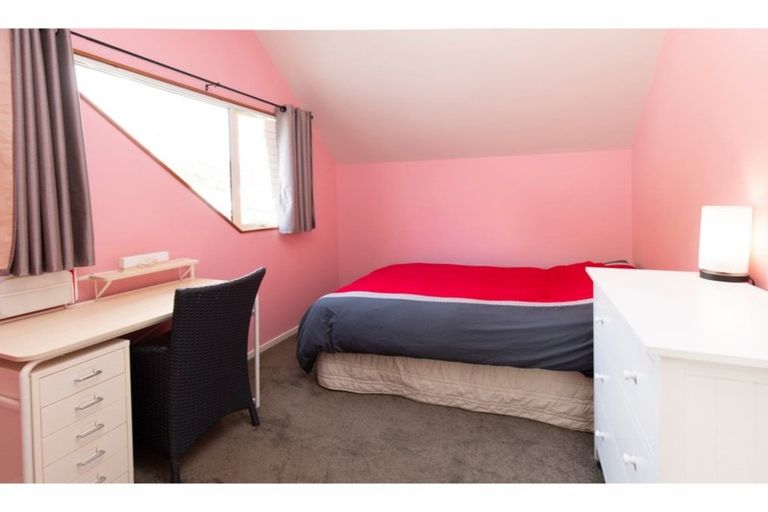 Photo of property in 1/670 Whangaparaoa Road, Stanmore Bay, Whangaparaoa, 0932