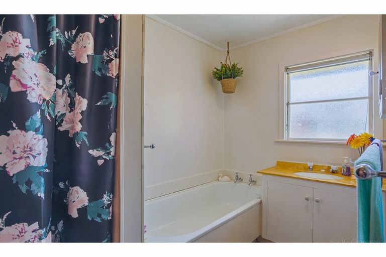 Photo of property in 2/75 Ranui Avenue, Waimataitai, Timaru, 7910