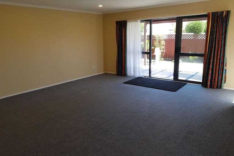 Photo of property in 535 Bower Avenue, Parklands, Christchurch, 8083