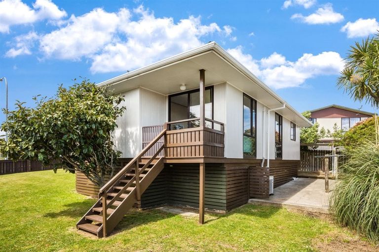 Photo of property in Kivell Street, Ranui, Porirua, 5024