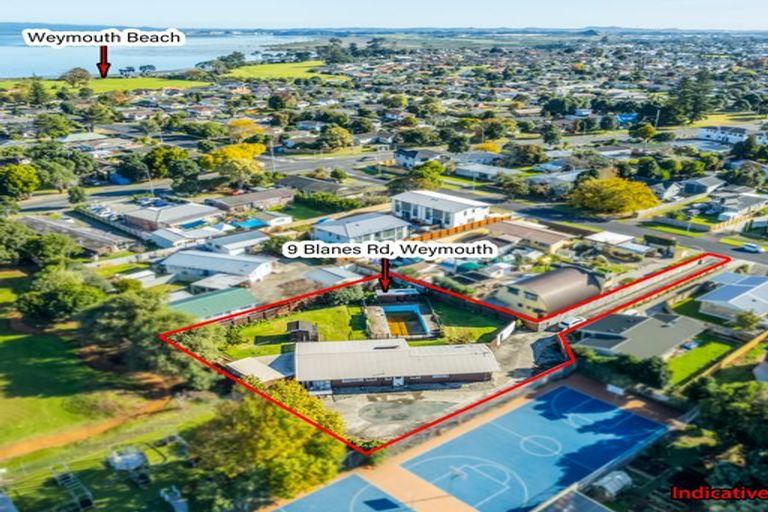 Photo of property in 9 Blanes Road, Weymouth, Auckland, 2103