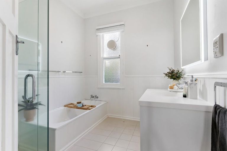 Photo of property in 10 Bayswater Avenue, Bayswater, Auckland, 0622