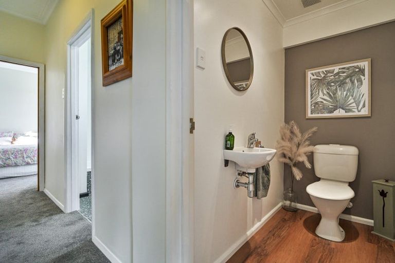 Photo of property in 905 Jervois Place, Mayfair, Hastings, 4122