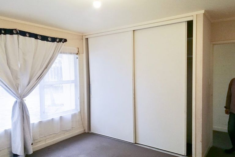 Photo of property in 60b Te Atatu Road, Te Atatu South, Auckland, 0610