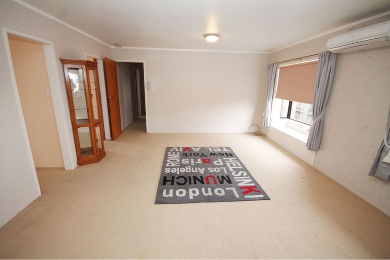Photo of property in 563 Weymouth Road, Weymouth, Auckland, 2103