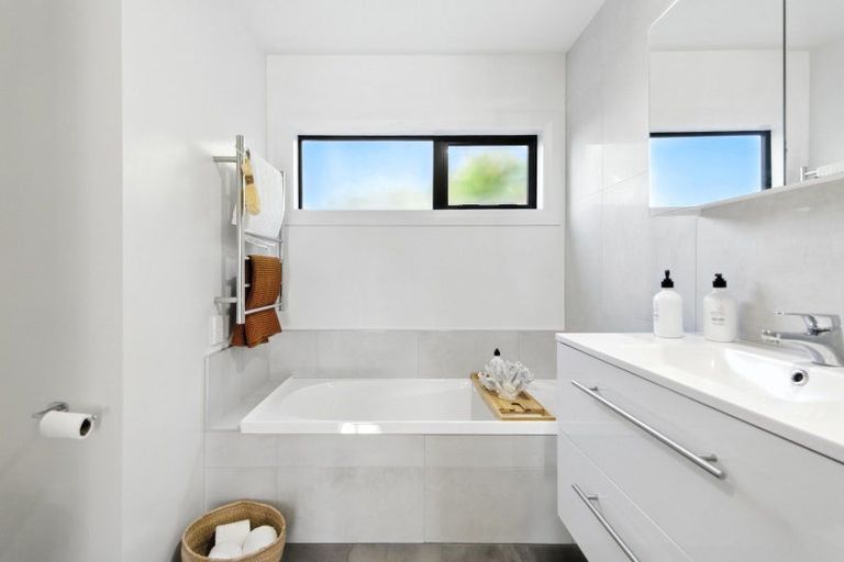 Photo of property in 1/118 Innes Road, St Albans, Christchurch, 8052