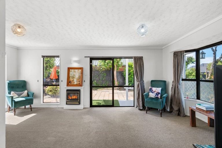 Photo of property in 37 Townshend Crescent, Halswell, Christchurch, 8025