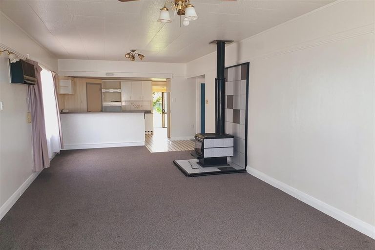 Photo of property in 16 Norman Road, Te Hapara, Gisborne, 4010