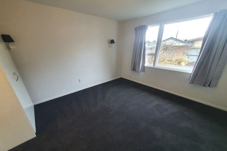 Photo of property in 2/245 Waterloo Road, Hornby, Christchurch, 8042