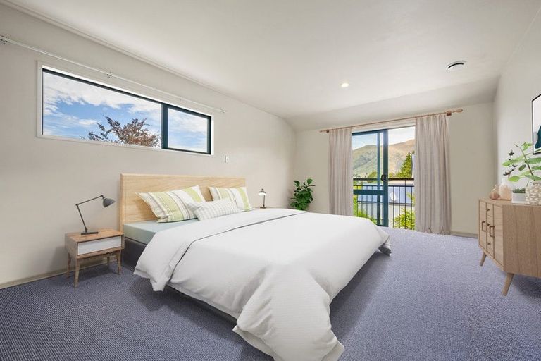 Photo of property in 7 Totara Terrace, Wanaka, 9305