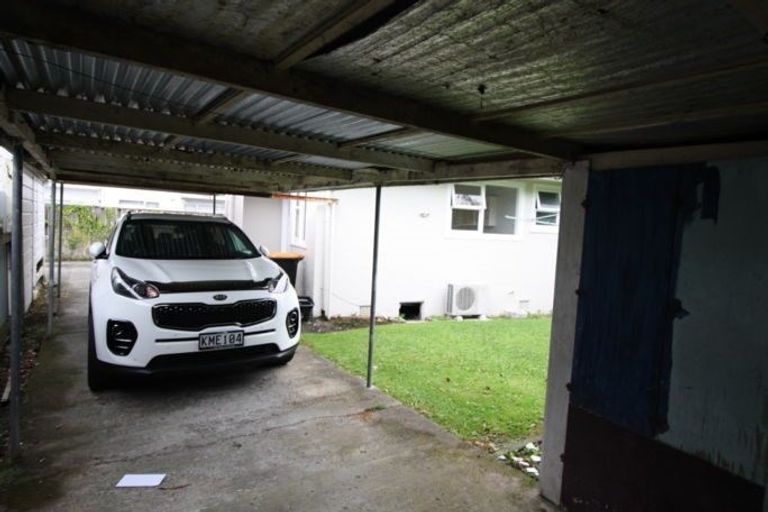 Photo of property in 391 College Street, Hokowhitu, Palmerston North, 4410