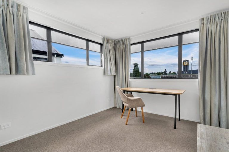 Photo of property in 5/20 Ballinger Place, Carterton, 5713