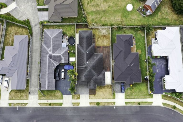 Photo of property in 52 Sirius Crescent, Rototuna North, Hamilton, 3210