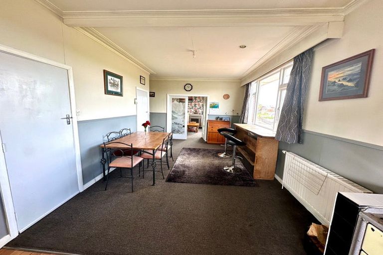 Photo of property in 30 Stamford Street, Balclutha, 9230