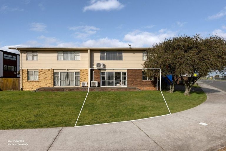 Photo of property in 4/41 Kawaka Street, Mount Maunganui, 3116