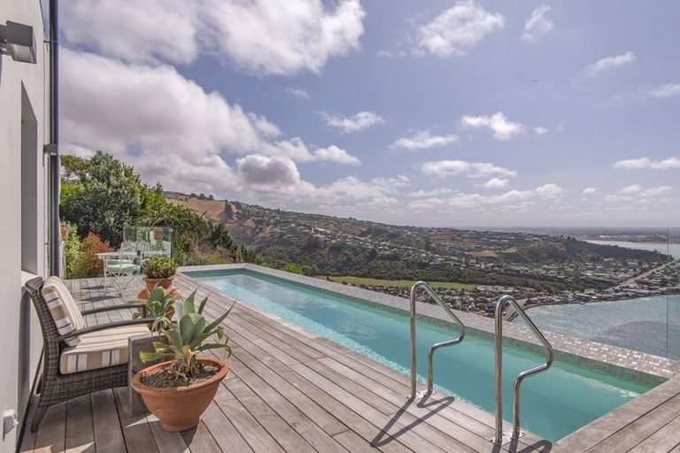 Photo of property in 44 Panorama Road, Clifton, Christchurch, 8081