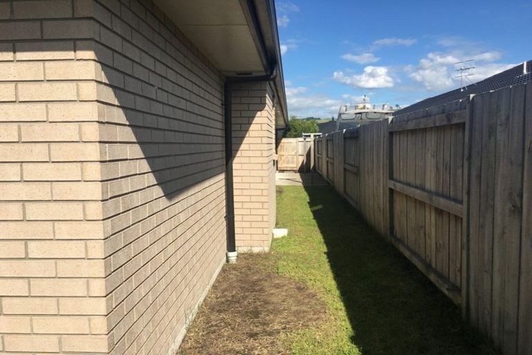 Photo of property in 182 Doncaster Drive, Papamoa Beach, Papamoa, 3118