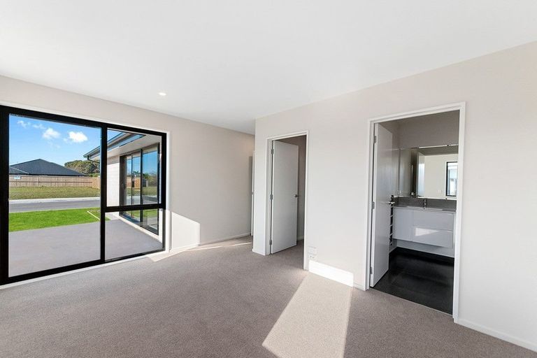 Photo of property in 2 Lock Crescent, Kaiapoi, 7630