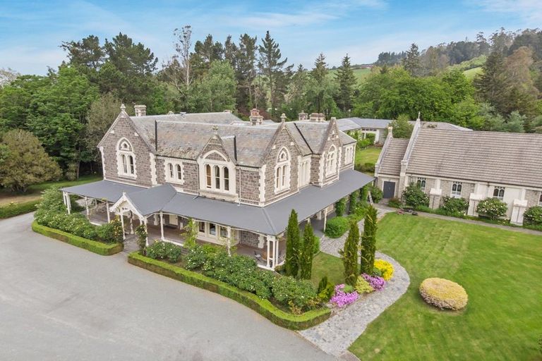 Photo of property in Claremont Castle, 222 Mount Horrible Road, Taiko, Timaru, 7972