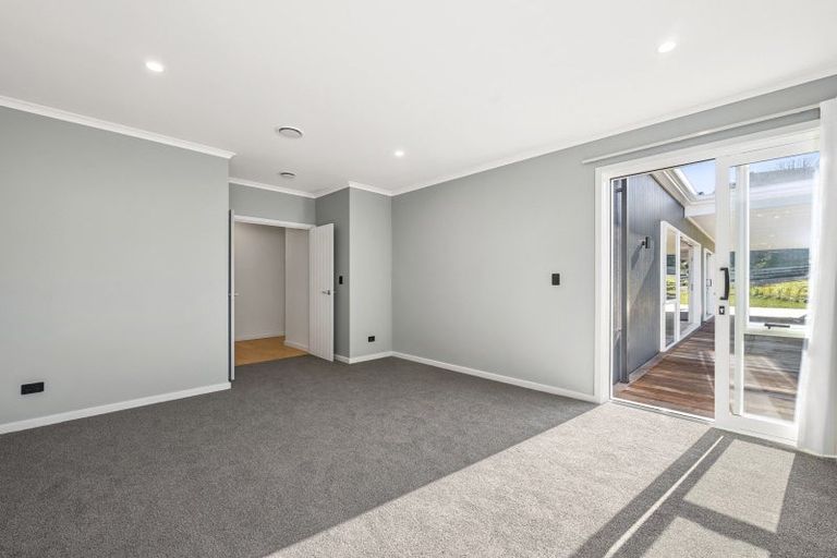 Photo of property in 54 Great Road West, Matipo Heights, Rotorua, 3015